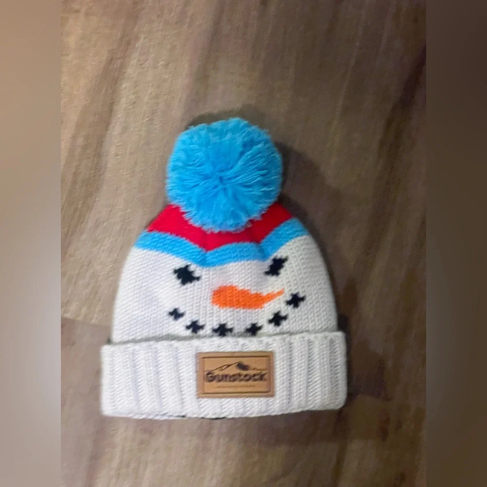 Kids Gunstock NH Snowman Pom Beanie Hat in White and Blue